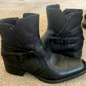 Men’s Black Boots